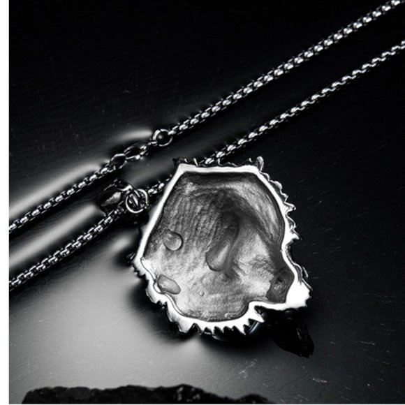 wolf head necklace - Picture 4 of 5